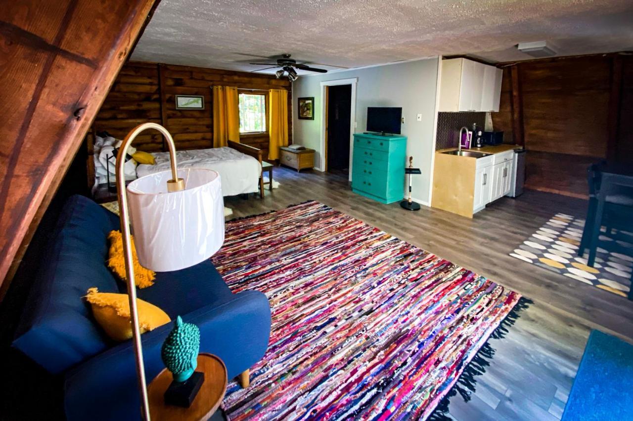 Вілла Hikers Haven, A Cozy Cabin Loft Above Bashakill Wildlife Refuge Wurtsboro Екстер'єр фото