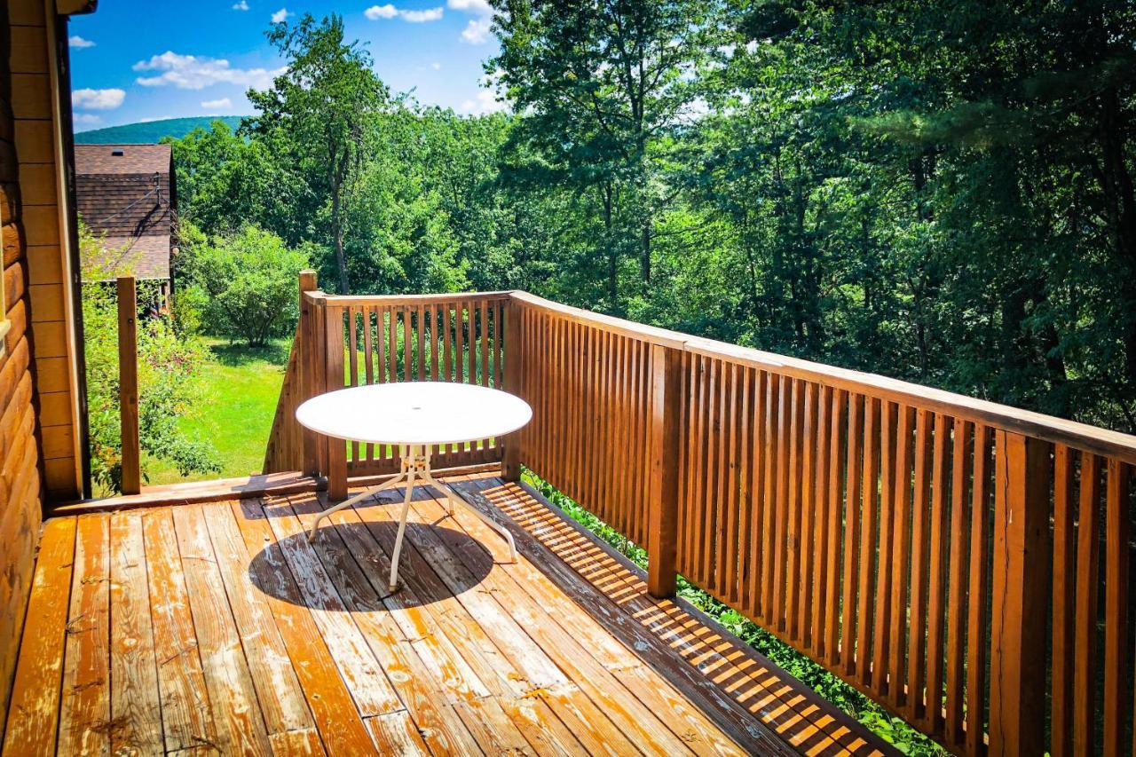 Вілла Hikers Haven, A Cozy Cabin Loft Above Bashakill Wildlife Refuge Wurtsboro Екстер'єр фото